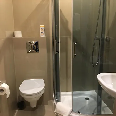 4 Pokoje Homestay *
