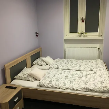 4 Pokoje * Poznan