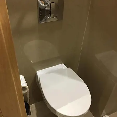 4 Pokoje Poznan